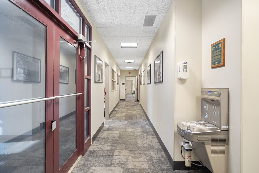 More Photos Of 19 E Schuyler St, Oswego Specialty For Sale