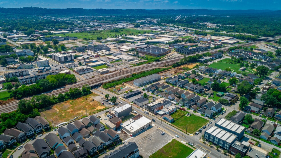 More Photos Of 615 E Main St, Chattanooga General Retail For Lease