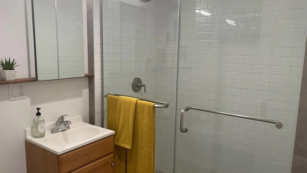 More Photos Of 514 State St, Hudson Apartments For Sale