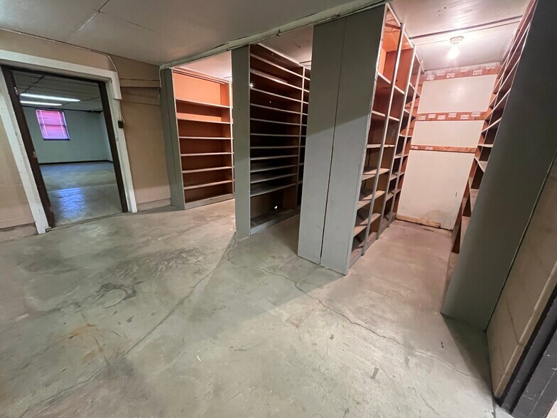 More Photos Of 3 Baker St, Norwalk Warehouse For Sale