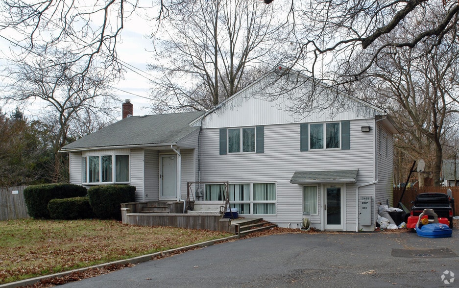 More Photos Of , Ronkonkoma Unknown For Sale