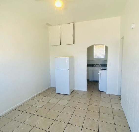 More Photos Of 19 W Veterans Blvd, Tucson Apartments For Sale