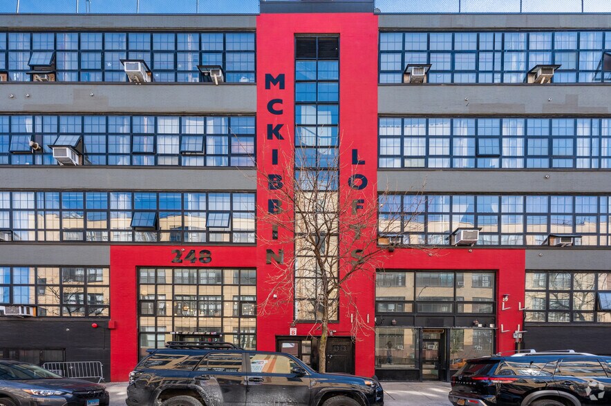 More Photos Of 248 McKibbin St, Brooklyn Apartments For Lease