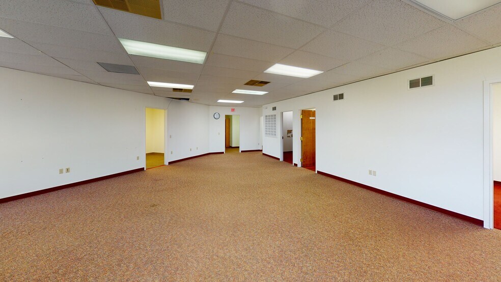 More Photos Of 999 Berkshire Blvd, Wyomissing Office For Lease