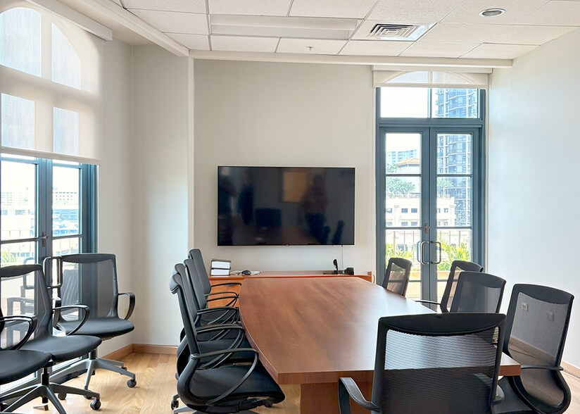 More Photos Of 800 Bethel St, Honolulu Office For Sale