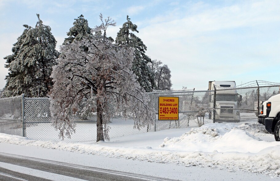 More Photos Of 121 Commander Blvd, Toronto Land For Sale