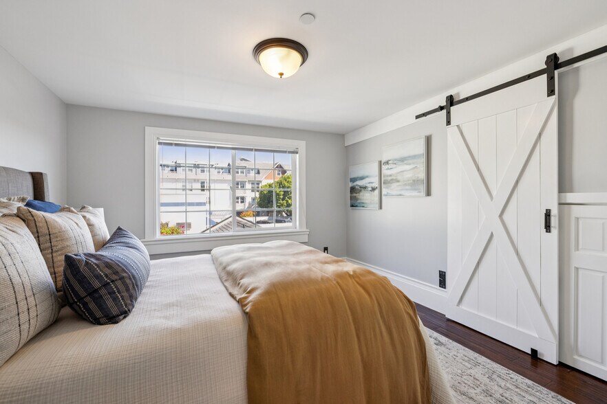 More Photos Of 917 Howard Ave, Burlingame Office Residential For Sale