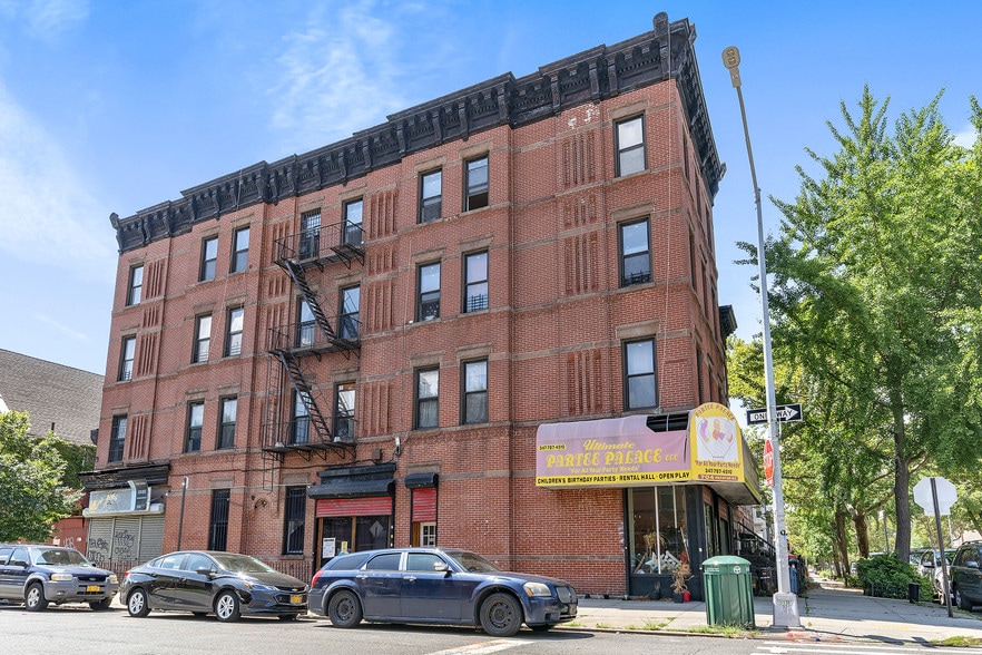 Primary Photo Of 704 Decatur St, Brooklyn Apartments For Lease