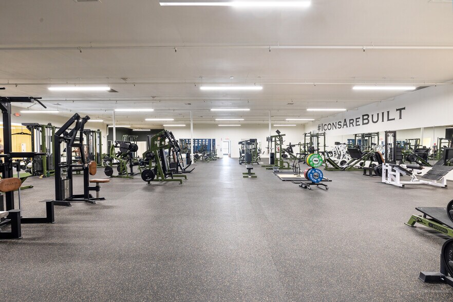 More Photos Of 3455 N Indian Canyon Dr, Palm Springs Unknown For Lease