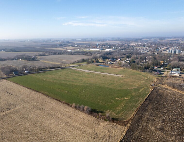 More Photos Of 450-551 Engel Dr, Kenyon Land For Sale