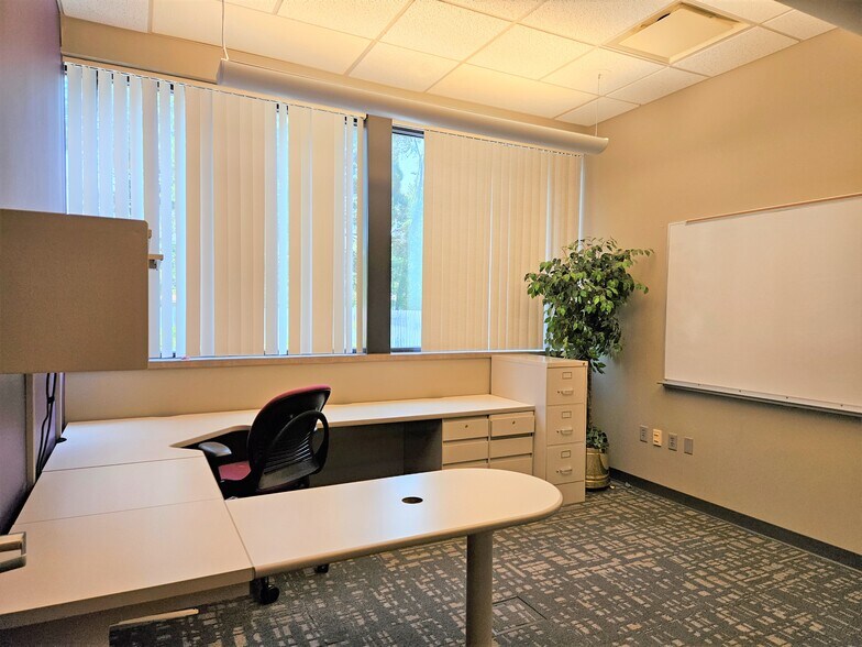 More Photos Of 4800 Concentric Blvd, Saginaw Office For Lease