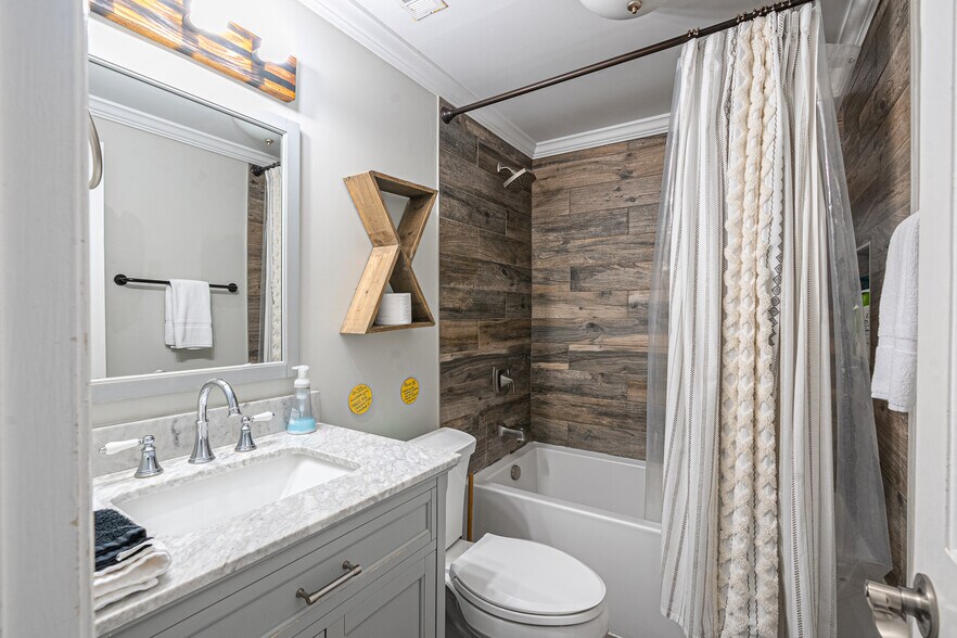 More Photos Of 522 E Bolton St, Savannah Apartments For Sale
