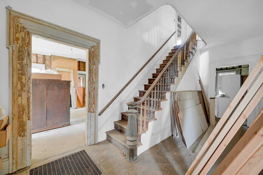 More Photos Of 751 County 565 rd, Augusta Office Residential For Sale