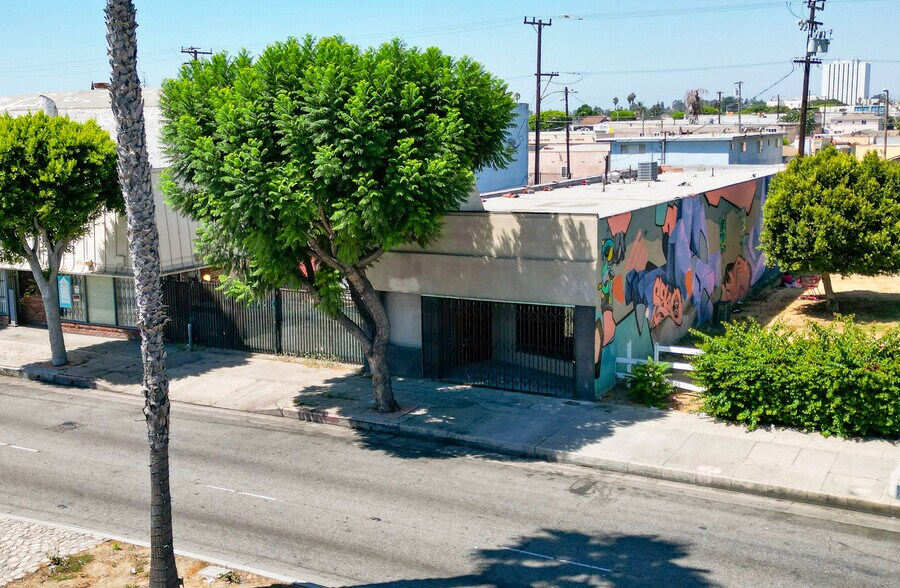 More Photos Of 123 N Long Beach Blvd, Compton Storefront Retail Office For Sale