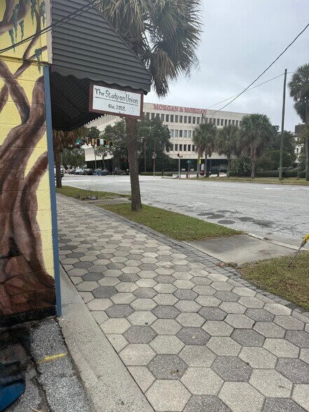 More Photos Of 1425 Union St, Brunswick Storefront Retail Office For Sale