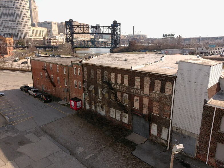 More Photos Of 1700 Columbus Rd, Cleveland Office For Sale