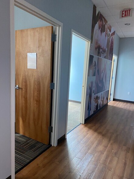 More Photos Of 5200 McDermott Rd, Plano Storefront Retail Office For Lease