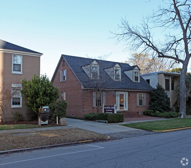 More Photos Of 1407 Calhoun St, Columbia Office For Lease