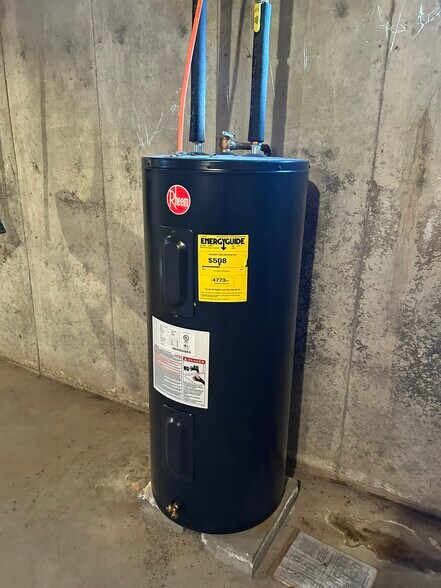 More Photos Of 15 Irving Ave, Granville Office For Sale