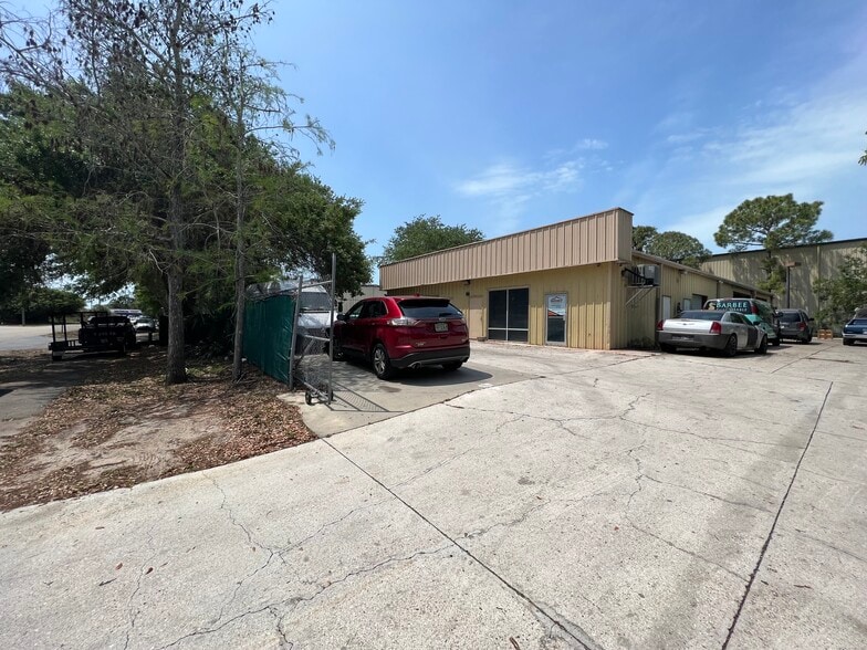 More Photos Of 525 Production Blvd, Naples Service For Sale