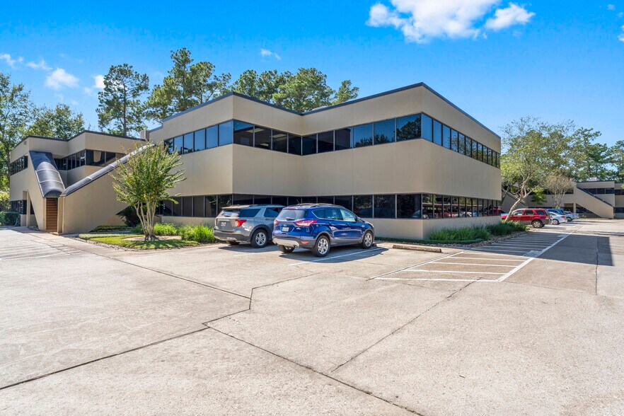 More Photos Of 1776 Woodstead Ct, The Woodlands Office For Sale