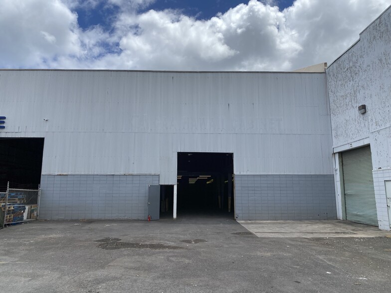 Primary Photo Of 904 Kohou St, Honolulu Warehouse For Lease