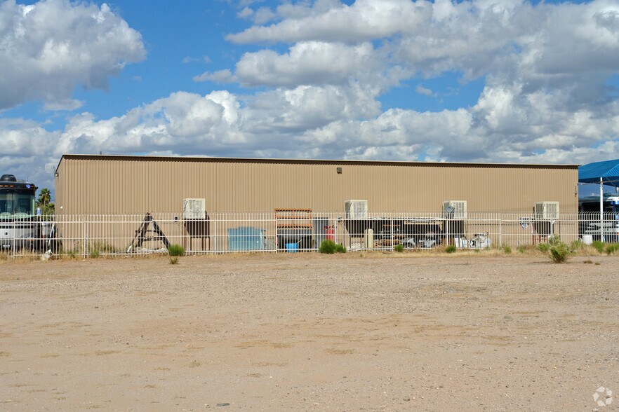 More Photos Of 5151 S Julian Dr, Tucson Auto Repair For Sale