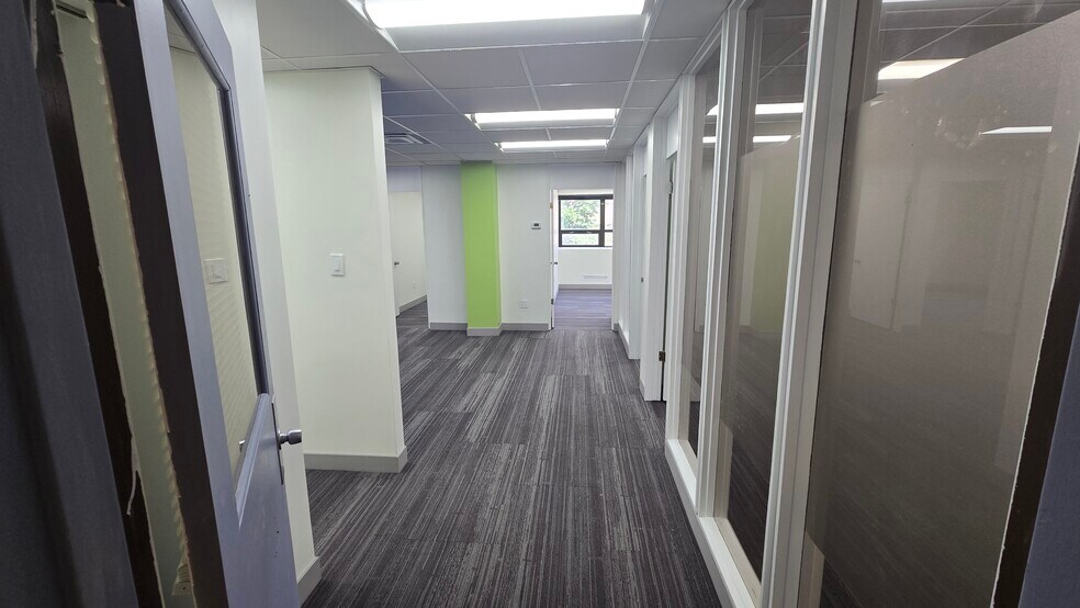 More Photos Of 5020 Centre Ave, Pittsburgh Office For Lease
