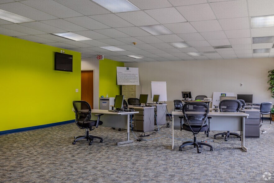 More Photos Of 3700 Corporate Dr, Columbus Office For Lease