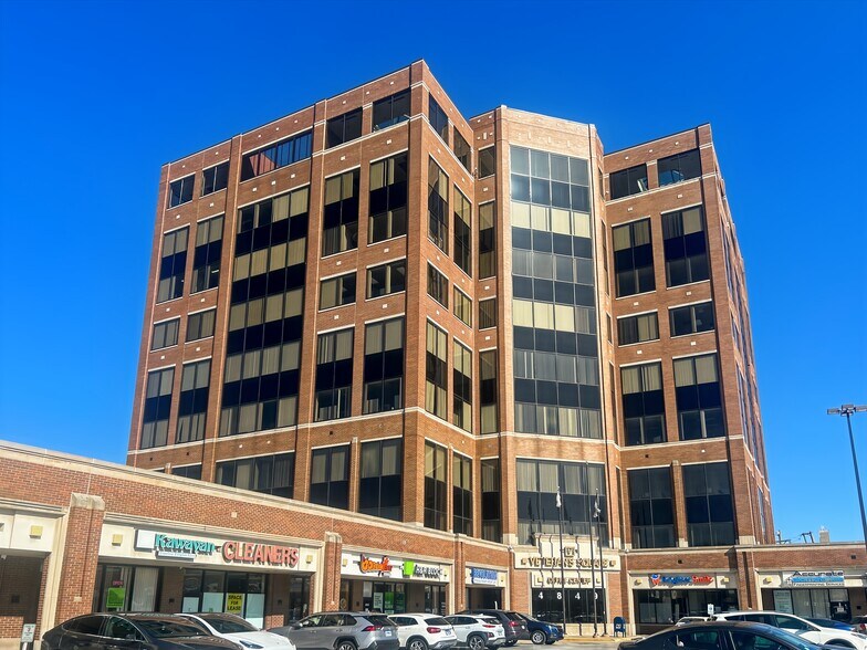 More Photos Of 4849 N Milwaukee Ave, Chicago Coworking Space