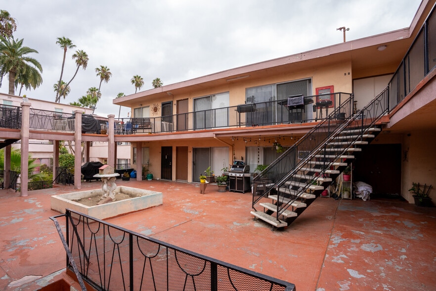 More Photos Of 1125 S Westmoreland Ave, Los Angeles Apartments For Sale
