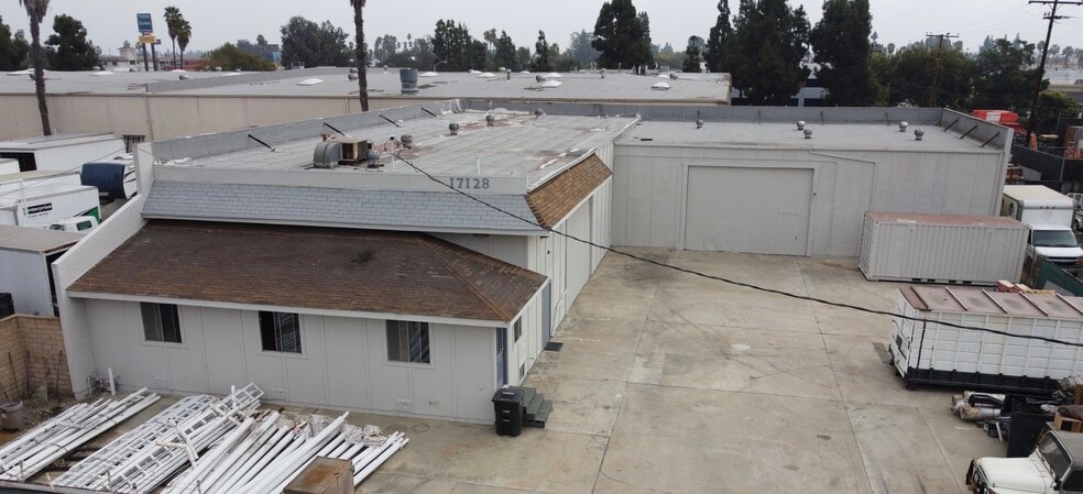 More Photos Of 17128 Roseton Ave, Artesia Industrial For Sale