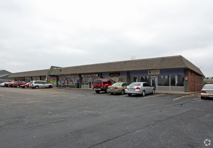 More Photos Of 4519-4535 Millbranch Rd, Memphis Unknown For Lease
