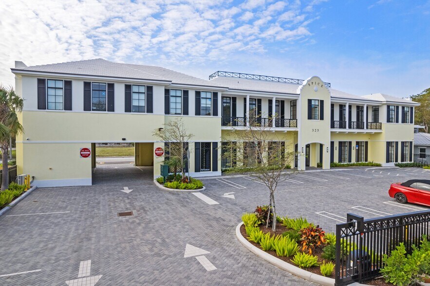 More Photos Of 325 NE 5th Ave, Delray Beach Office For Lease