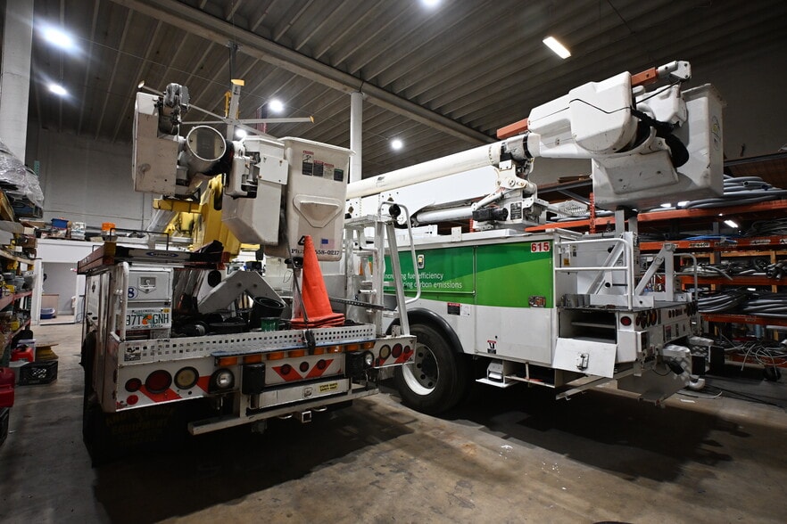 More Photos Of 4450 E 10th Ct, Hialeah Warehouse For Sale