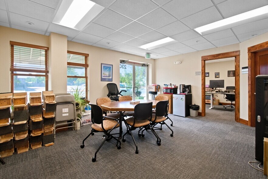 More Photos Of 230 Cherry St, Fort Collins Office For Sale