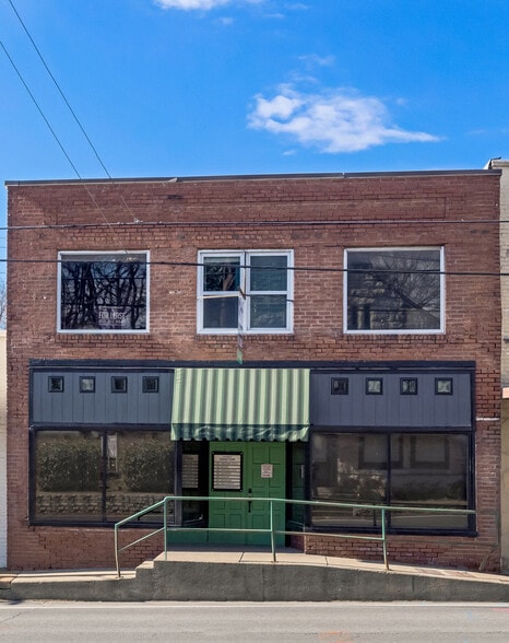 More Photos Of 116 N Main St, Goodlettsville Office Residential For Lease