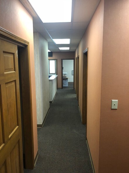 More Photos Of 3725 Kentucky Ave, Indianapolis Medical For Lease