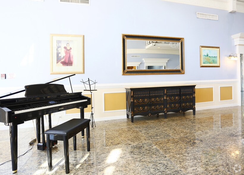 More Photos Of 3501 E Independence Blvd, Charlotte Apartments For Sale