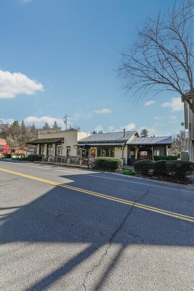 More Photos Of 191 Main St, Murphys General Retail For Sale