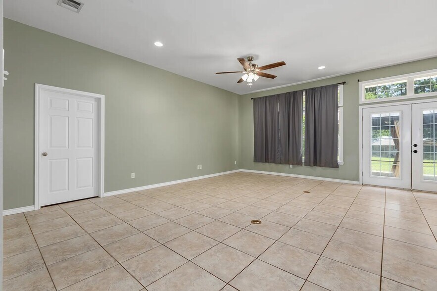 More Photos Of 4599 US Highway 84 W, Timpson Specialty For Sale