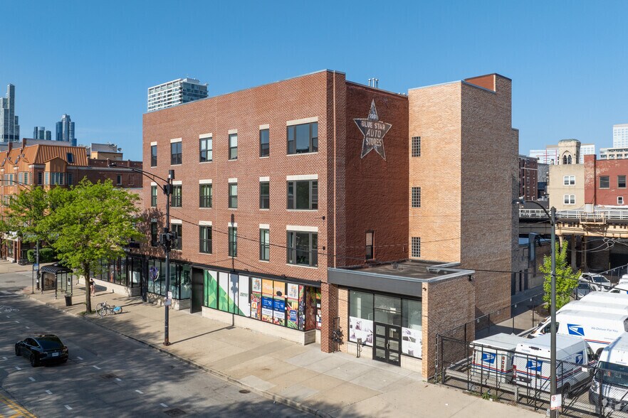 More Photos Of 2001 S State St, Chicago Apartments For Lease