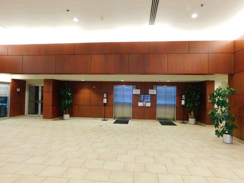 More Photos Of 221 W Philadelphia St, York Office For Sale