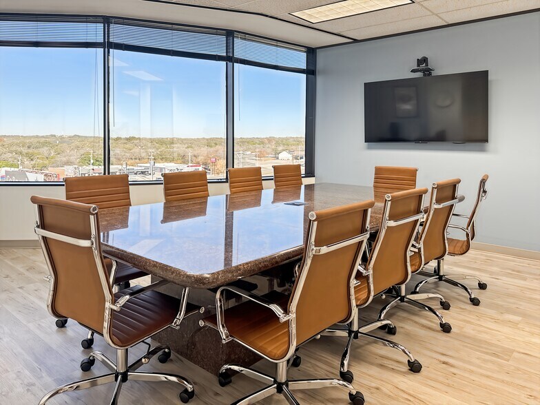 More Photos Of 13750 San Pedro Ave, San Antonio Coworking Space