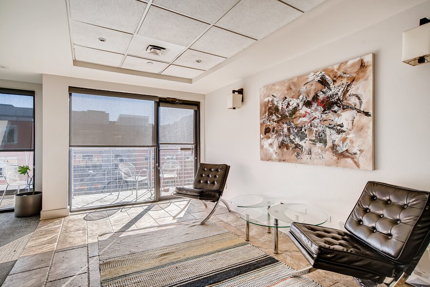 More Photos Of 1035 Pearl St, Boulder Office For Sale