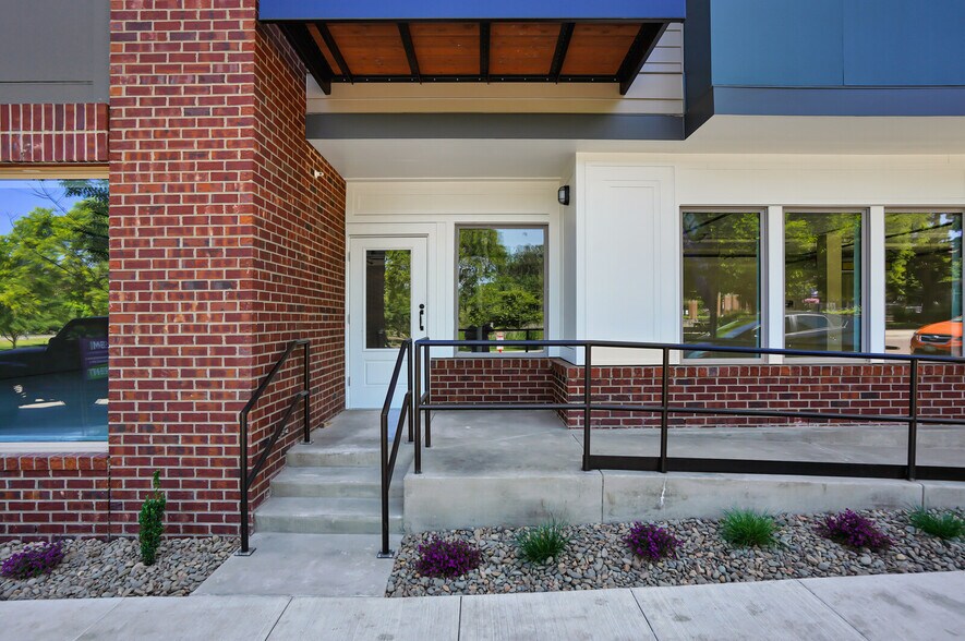 More Photos Of 107 C Street, Independence Apartments For Lease