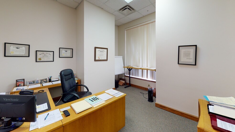 More Photos Of 919 S Harrison St, Fort Wayne Office For Lease