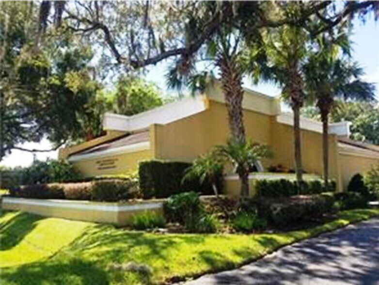 Primary Photo Of 130 E Hillcrest St, Orlando Medical For Sale