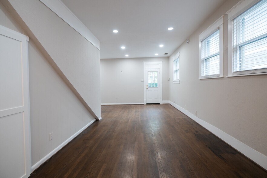 More Photos Of 5740-5742 Llano Ave, Dallas Apartments For Sale