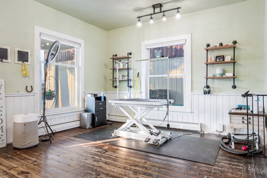 More Photos Of 444 Lewis St, Pagosa Springs Office Residential For Sale